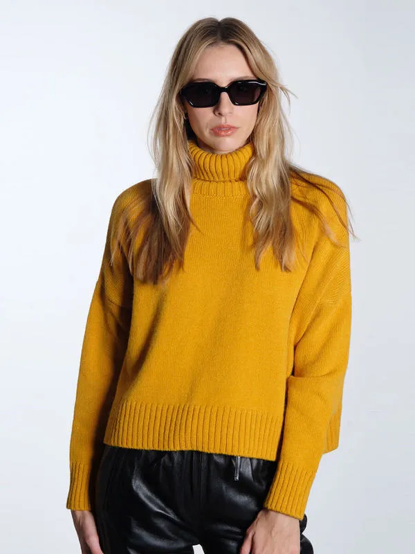 Aisha Rollneck Jumper - Amber