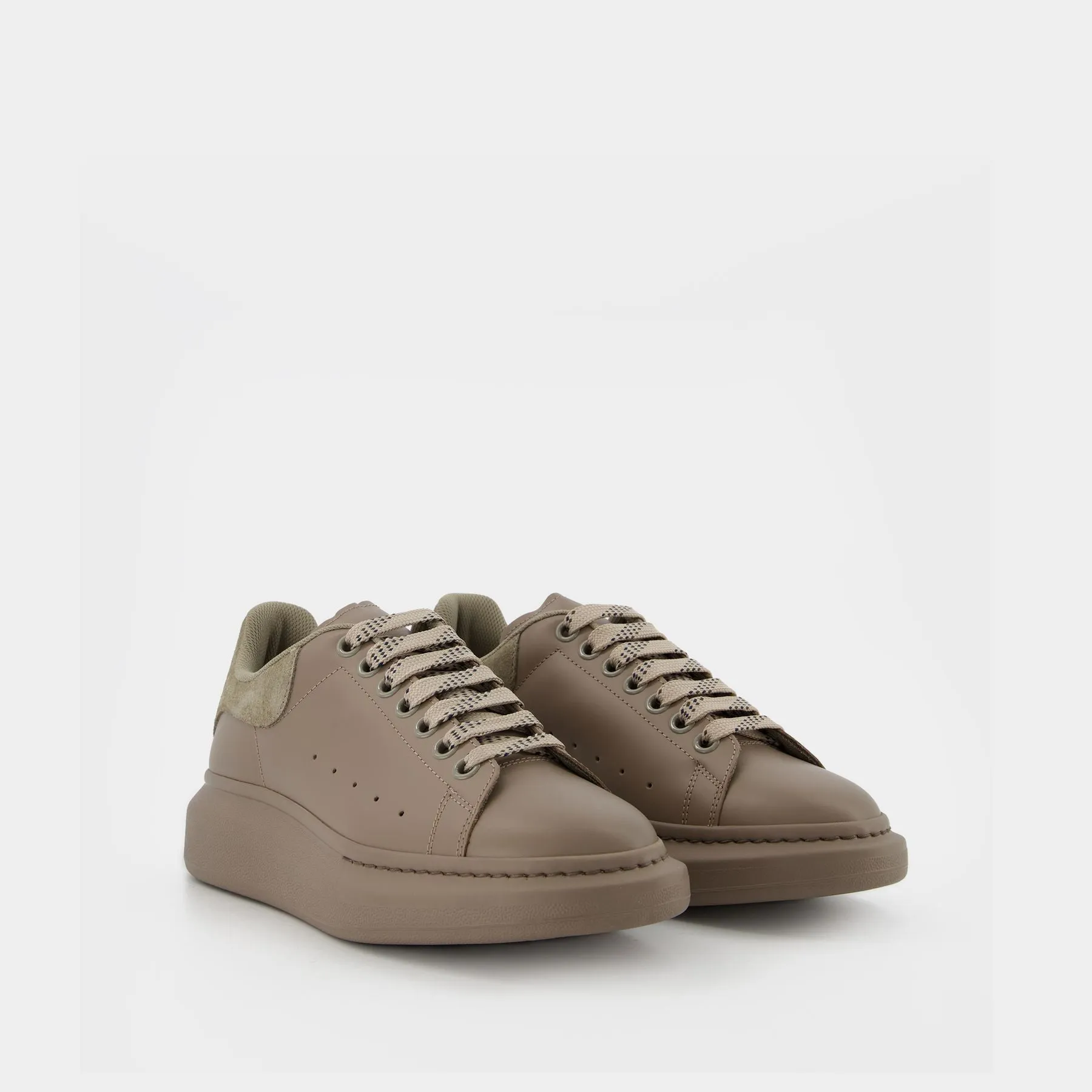 Alexander McQueen  Oversized  Sneakers - Alexander Mcqueen - Pewter - Leather