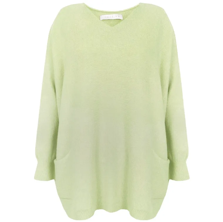 Amazing Woman Caryf X Oversized Jumper Leek