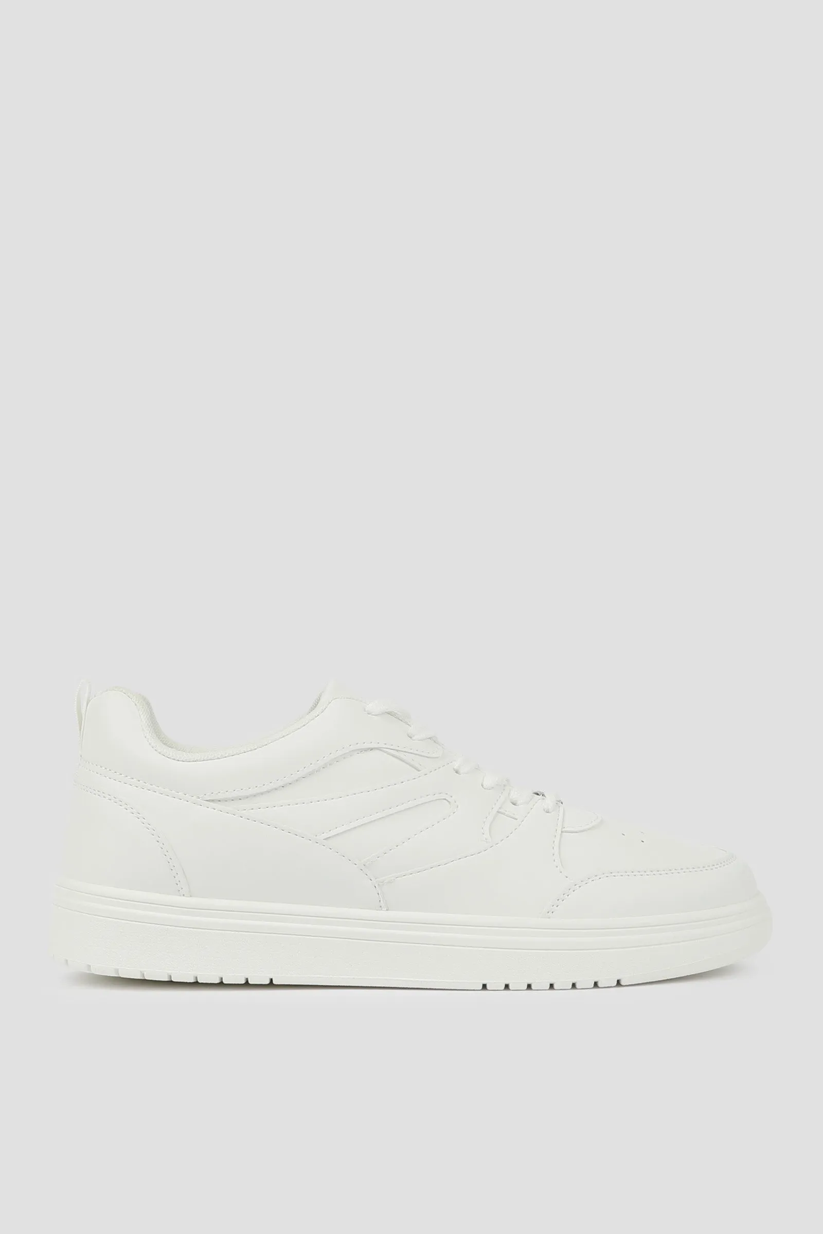 Ardene Ardene Man Monochromatic Court Sneakers For Men in White | Size | Faux Leather