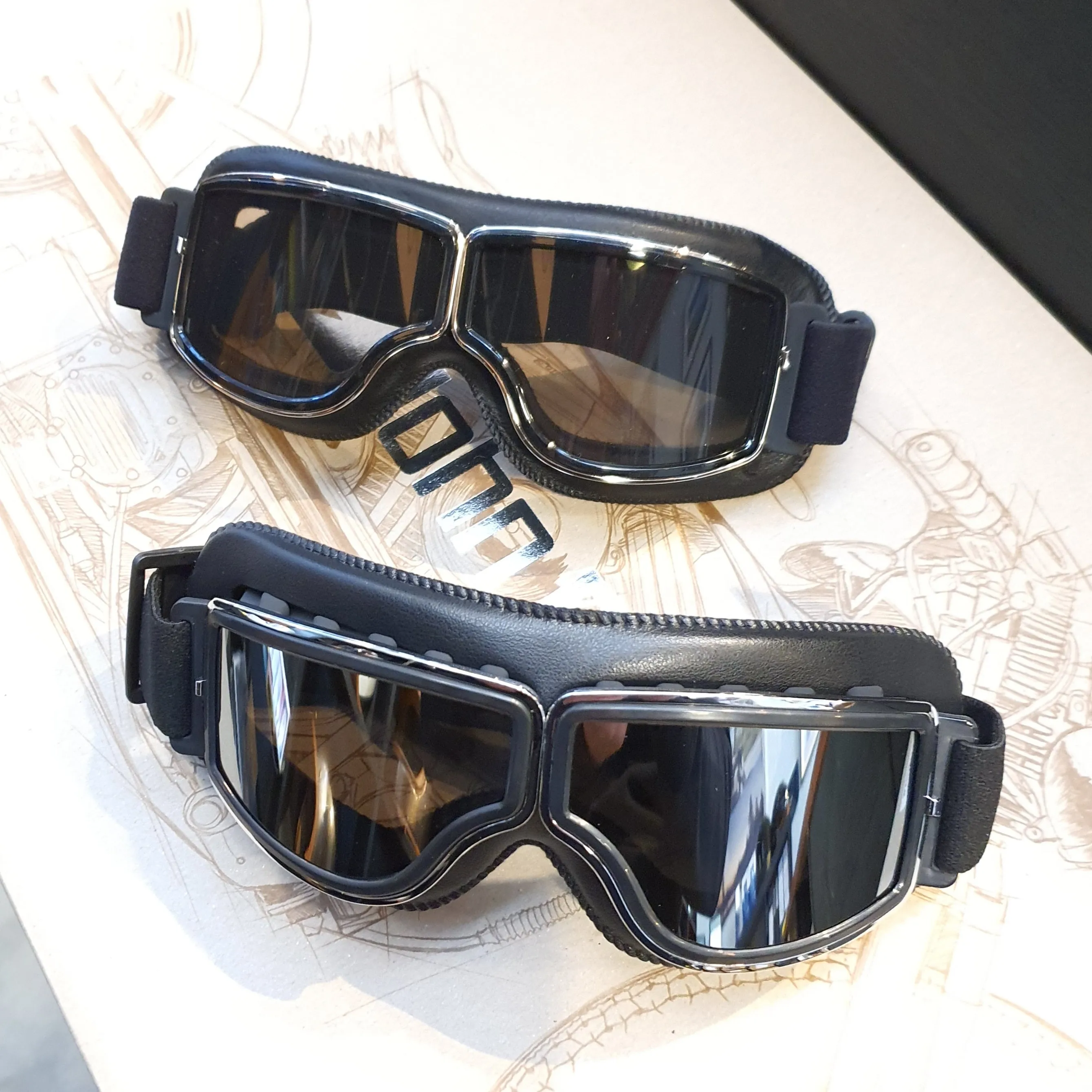 Aviator goggles