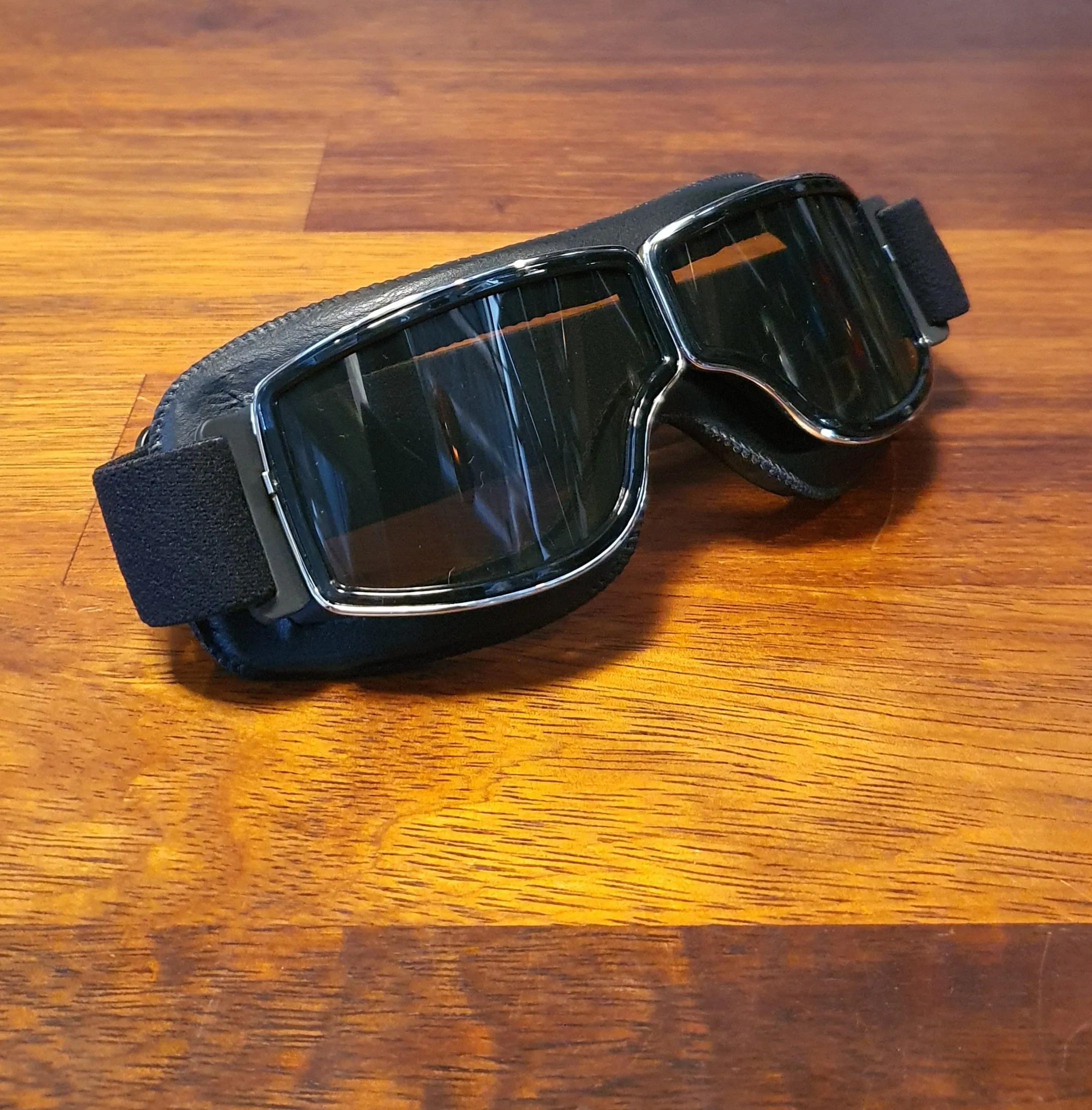 Aviator goggles