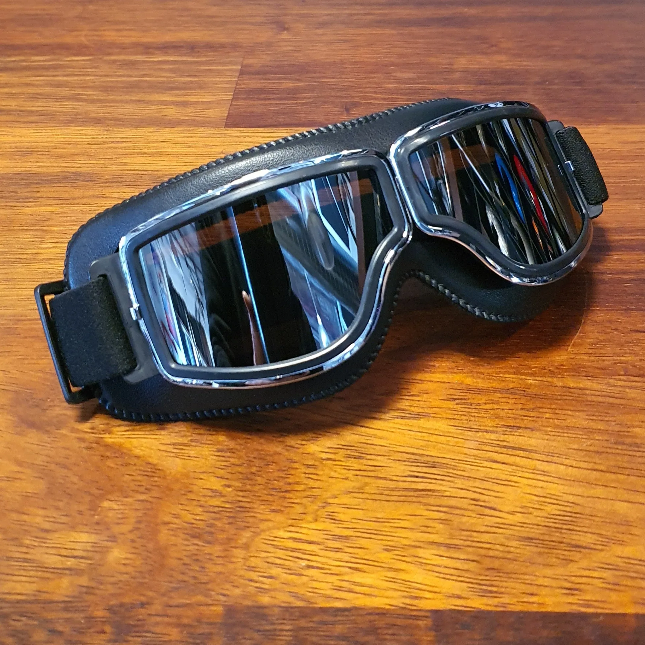 Aviator goggles