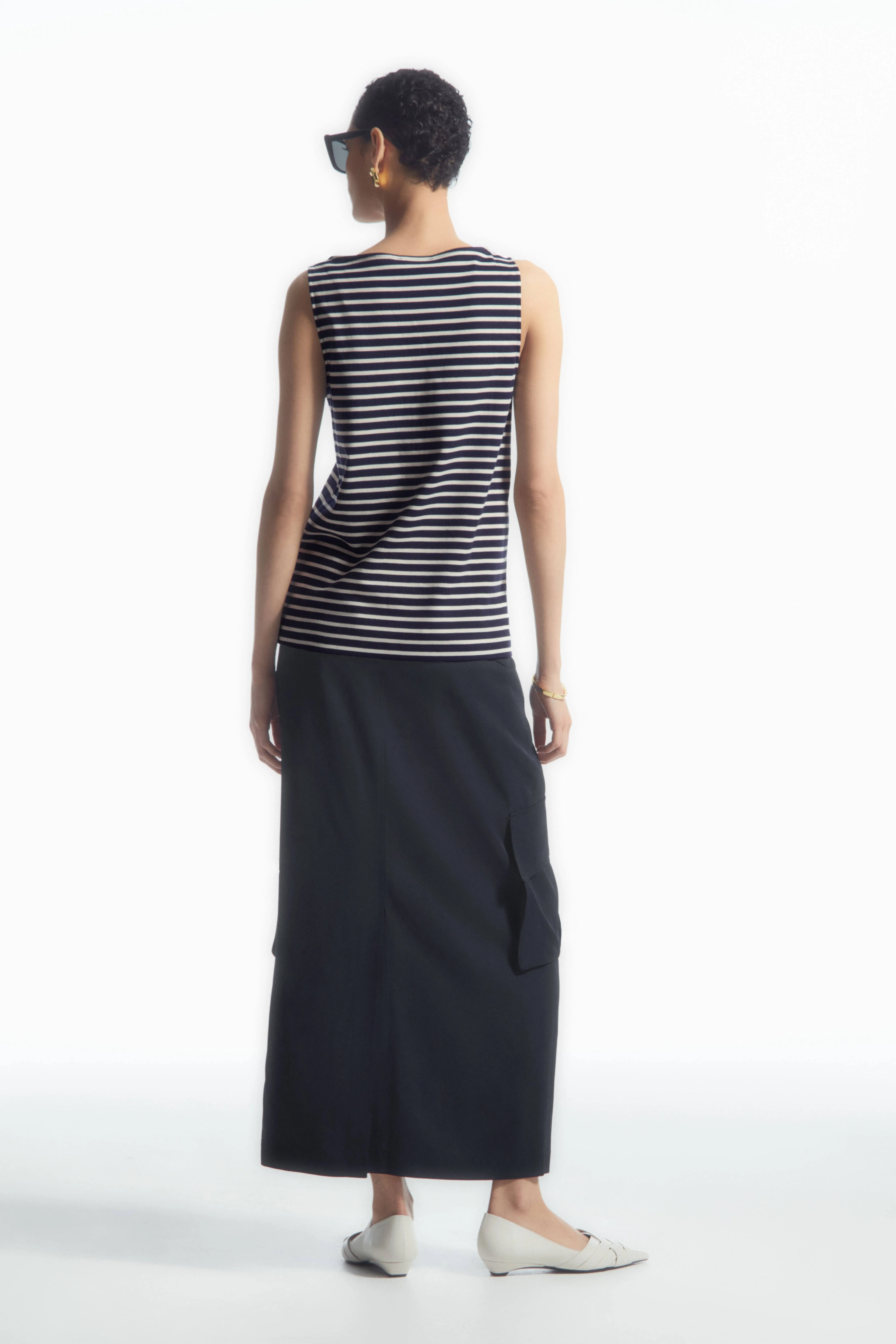 BOAT-NECK TANK TOP - Boat neck - Sleeveless - NAVY / STRIPED - Ladies | H&M GB