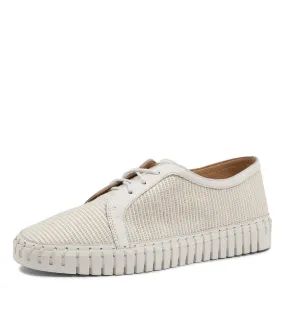 DJANGO & JULIETTE Handstand White Syn Raffia Leather Sneakers