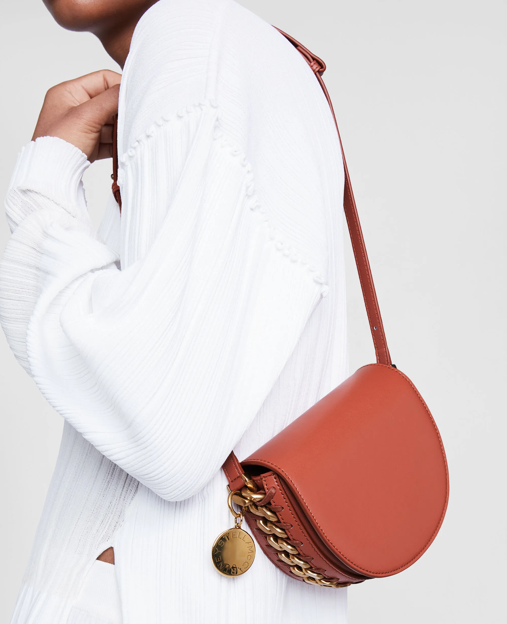 Frayme Small Flap Shoulder Bag 