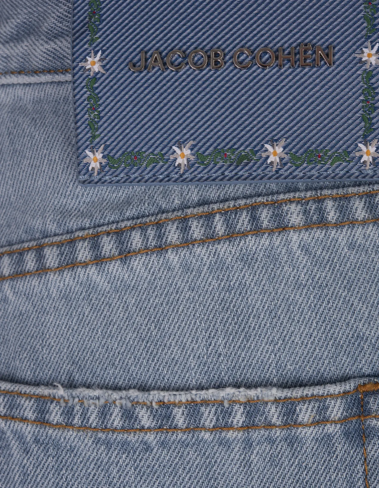 JACOB COHEN Holly Jeans In Medium Blue Denim