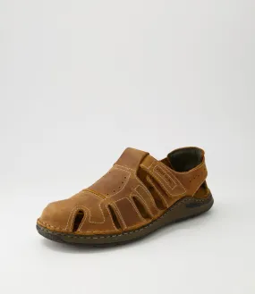 JOSEF SEIBEL Maverick 01 Castagne Nubuck Sandals