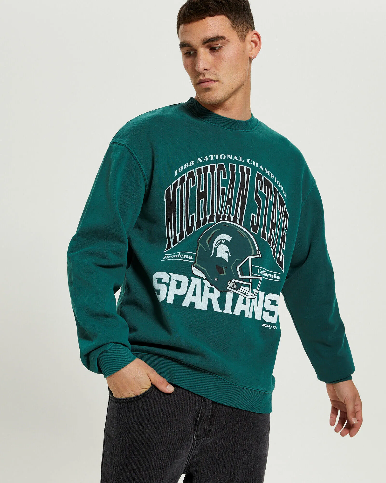 NCAA College Football Michigan Crew Jumper Vintage Green