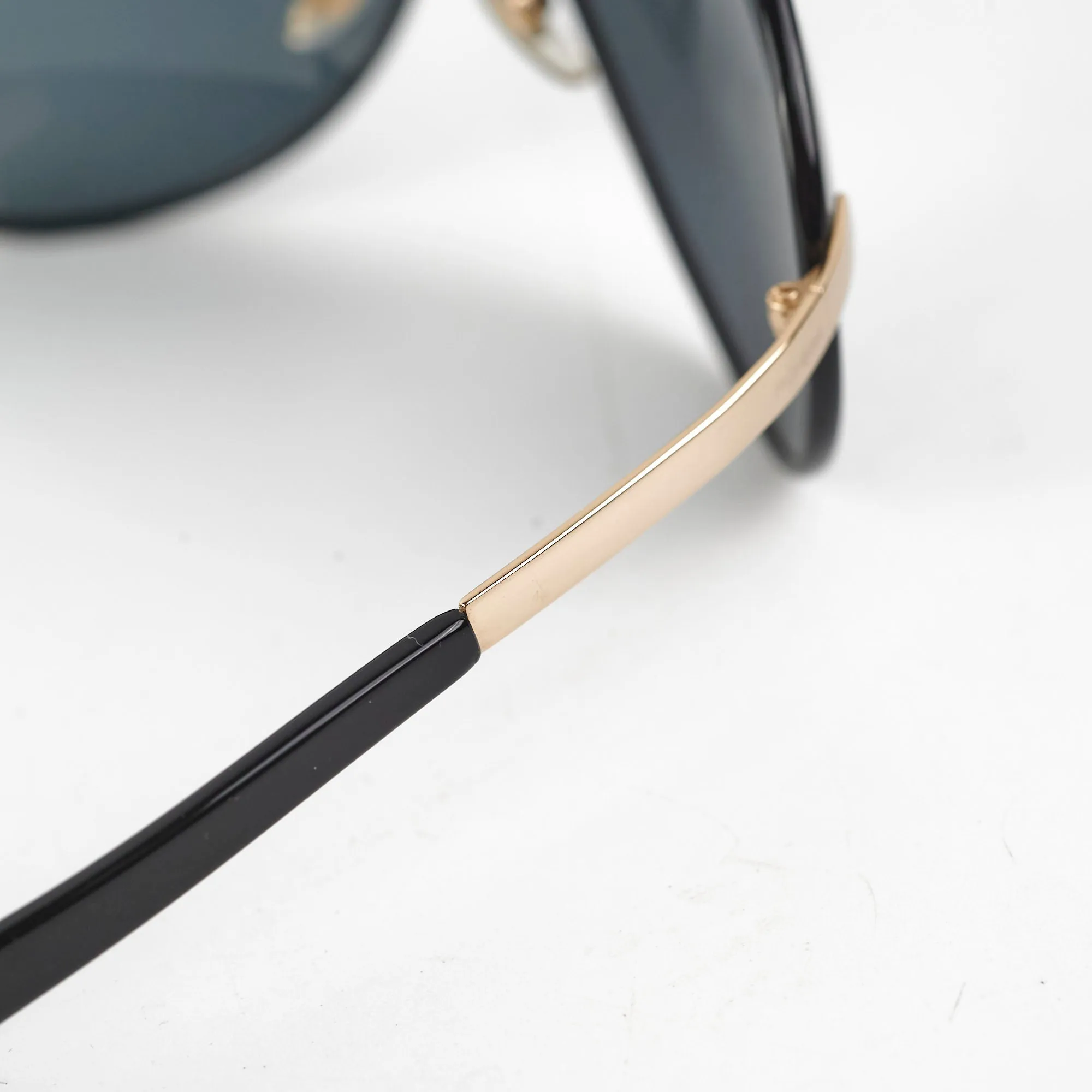 Saint Laurent Sunglasses Black/Gold