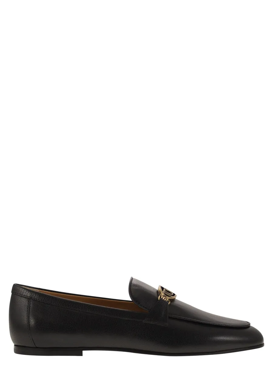 Tod's    Tod's Leather Loafer With Accessory