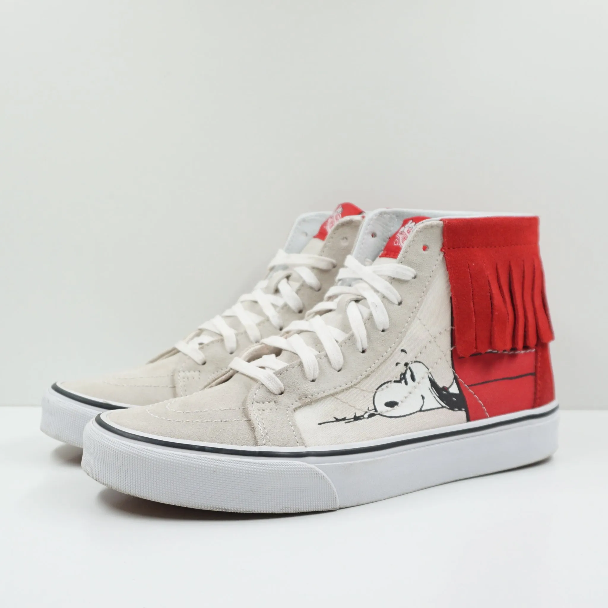 Vans Sk8-Hi Moc Peanuts Dog House