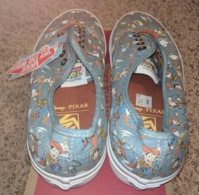 Vans x toy story authentic woody print denim  4 mens new rare mens 7/women's 8.5