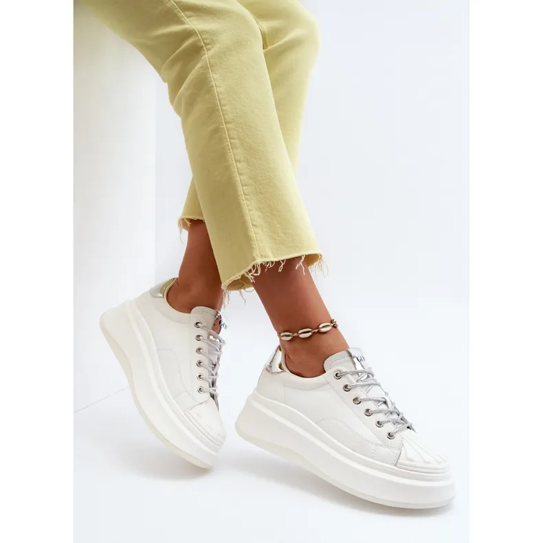 Women's Leather Sneakers on the GOE Platform NN2N4033 White