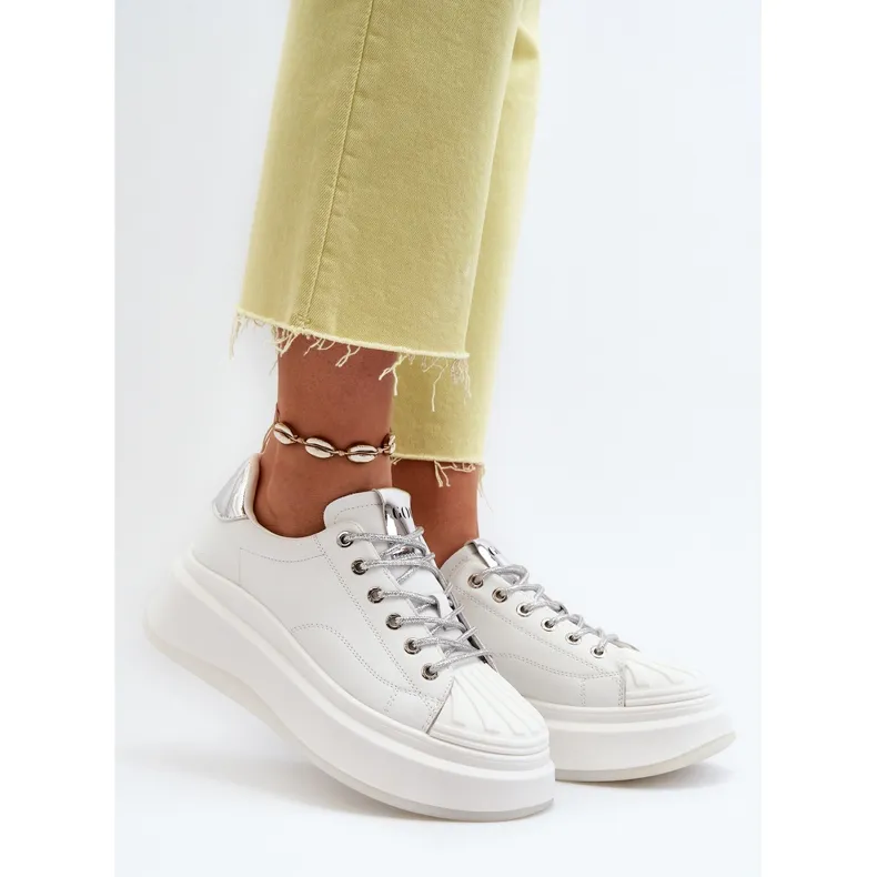 Women's Leather Sneakers on the GOE Platform NN2N4033 White