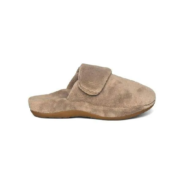 Womens Aetrex Mandy Closed-Toe Slipper in Coffee